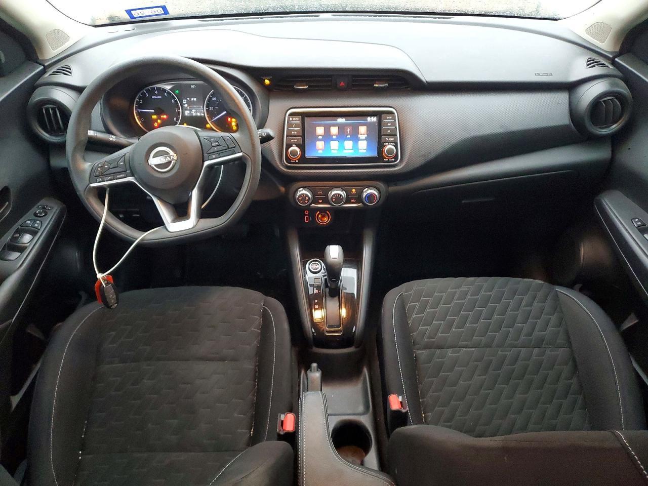 2022 NISSAN KICKS