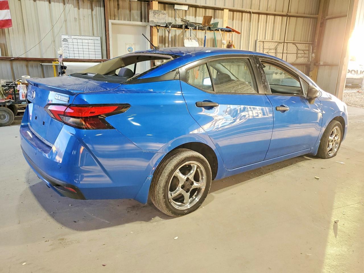 2022 NISSAN VERSA