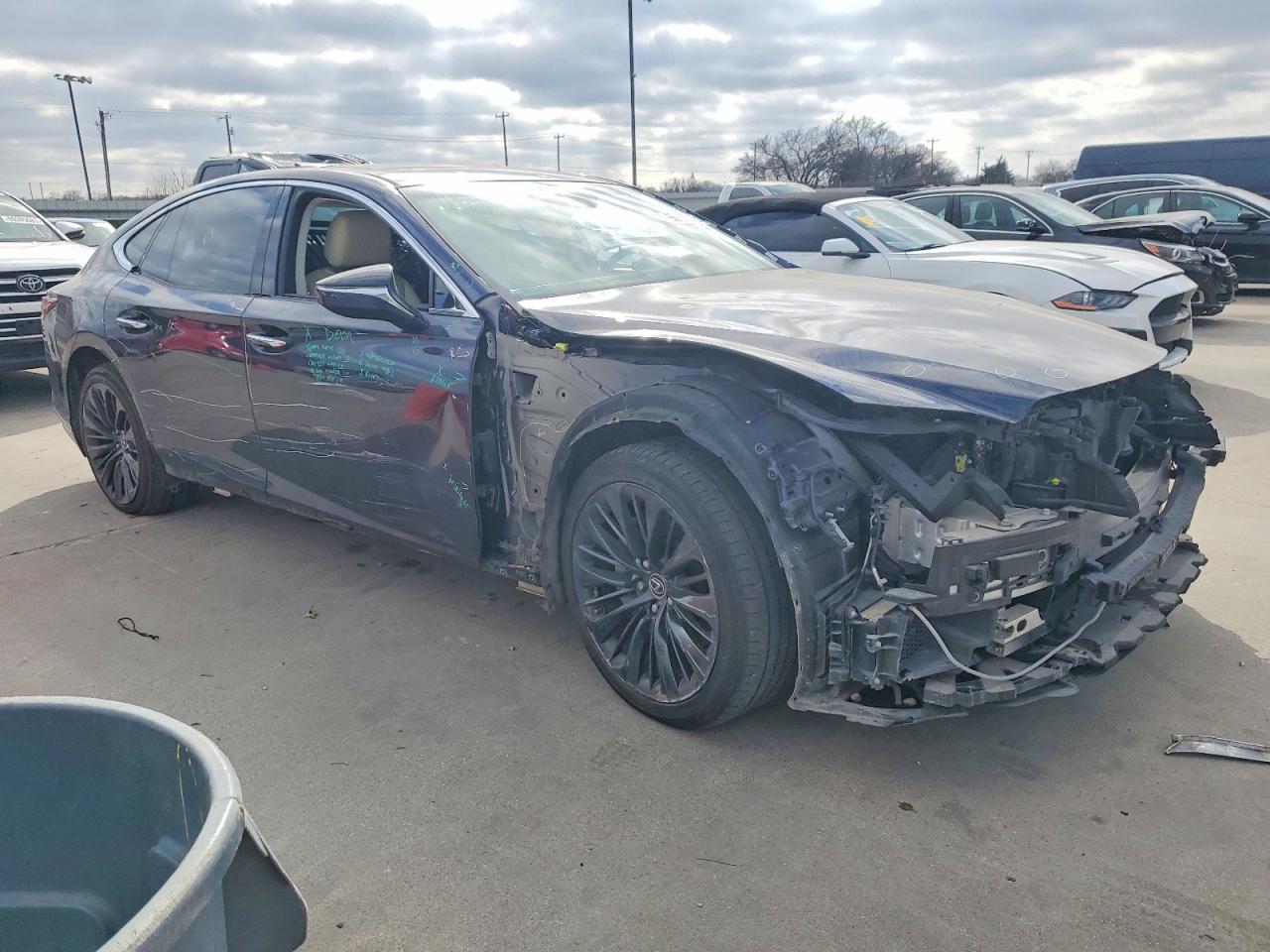2020 LEXUS LS 500