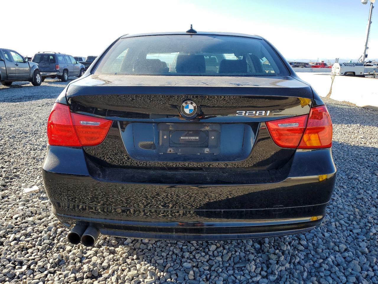 2011 BMW 3 SERIES