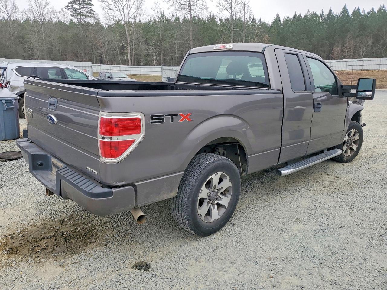 2013 FORD F-150