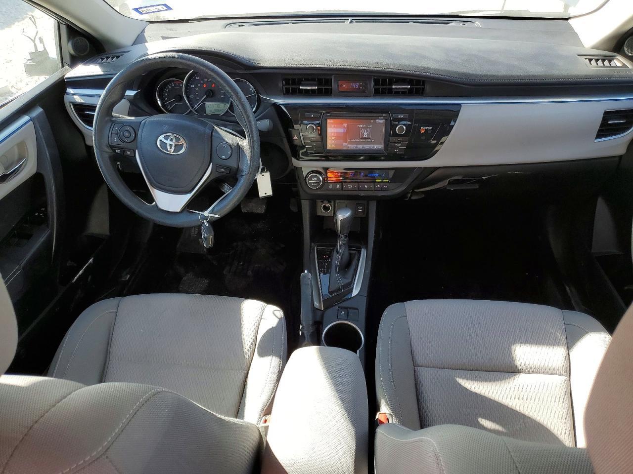 2015 TOYOTA COROLLA