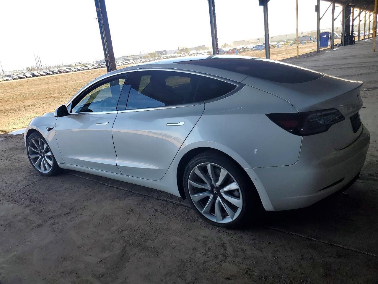 2020 TESLA MODEL 3