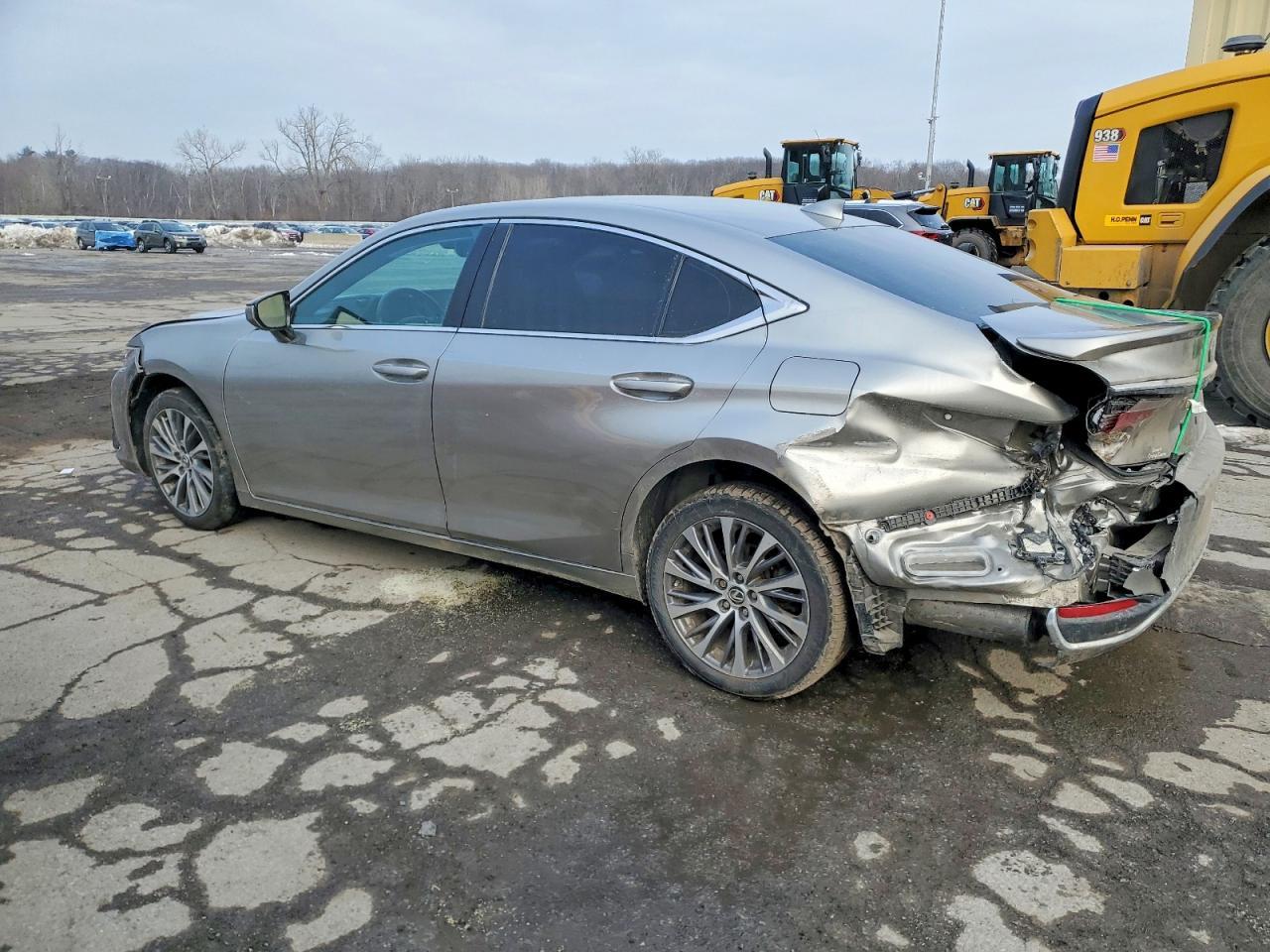 2021 LEXUS ES 300H