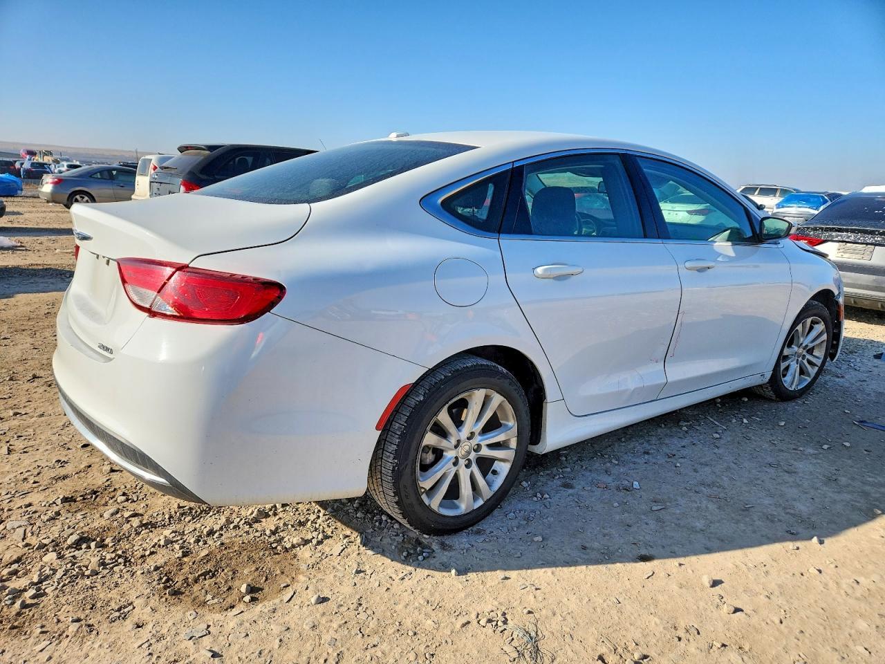 2016 CHRYSLER 200