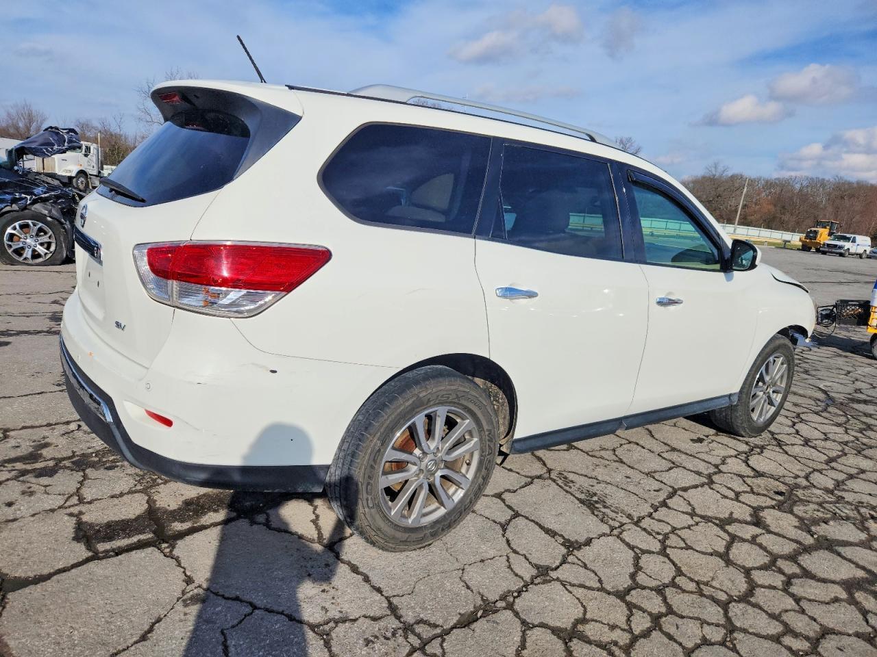 2016 NISSAN PATHFINDER