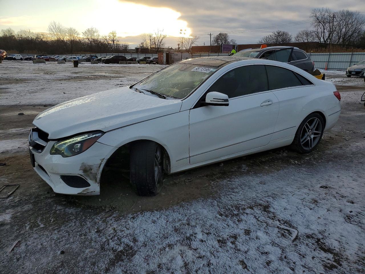 2016 MERCEDES-BENZ E-Class