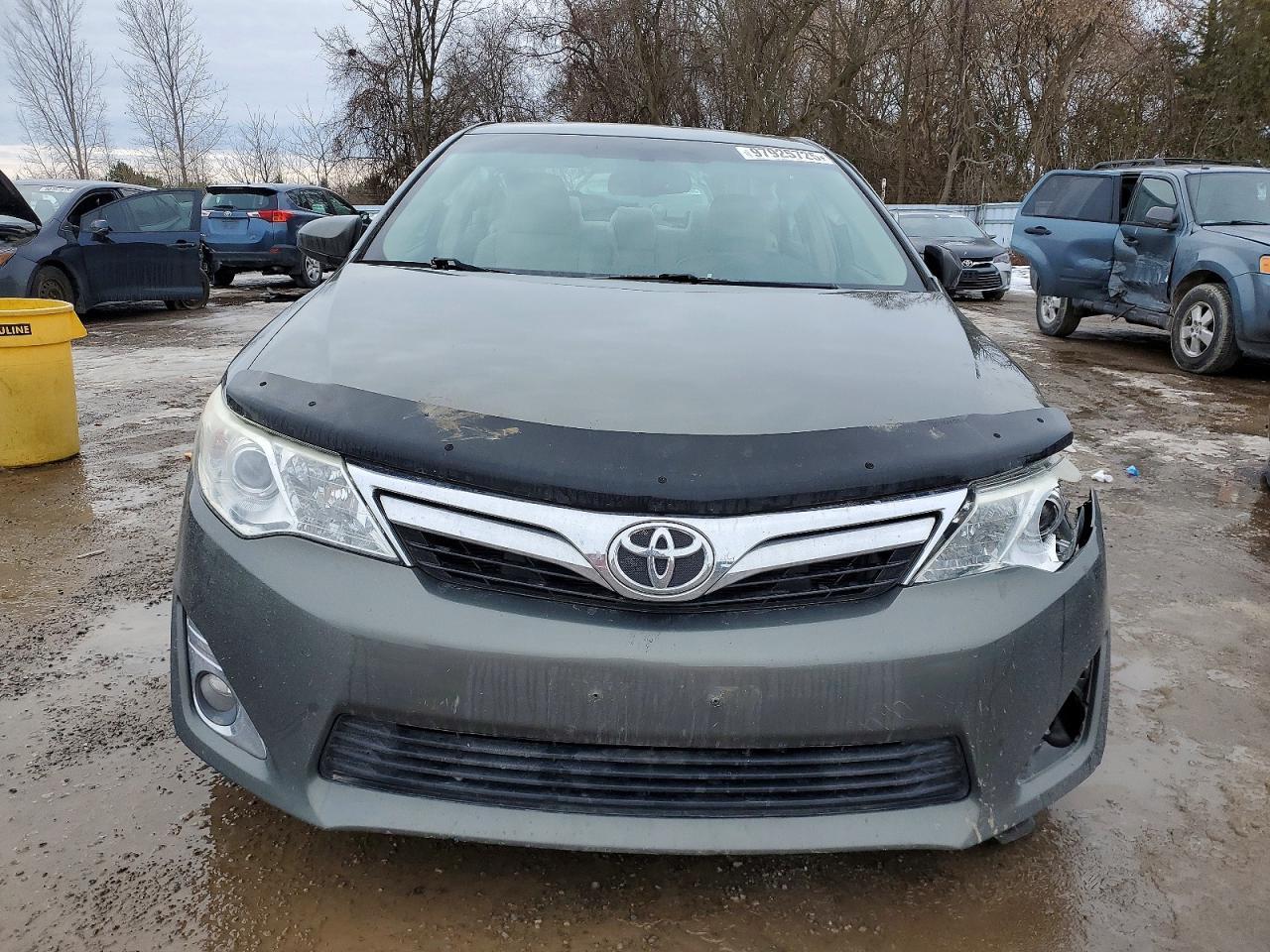 2014 TOYOTA CAMRY