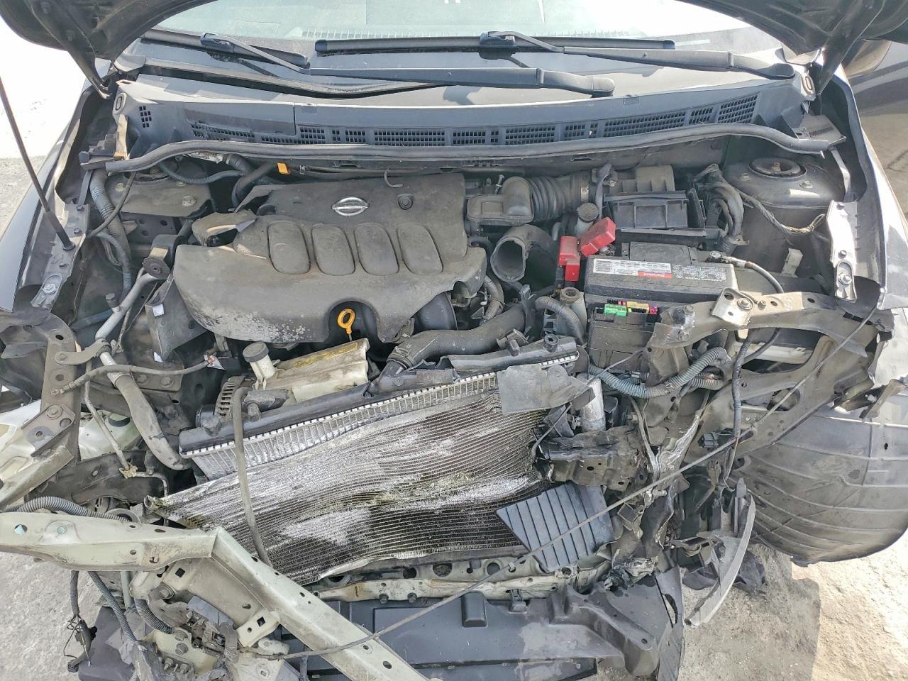 2010 NISSAN VERSA