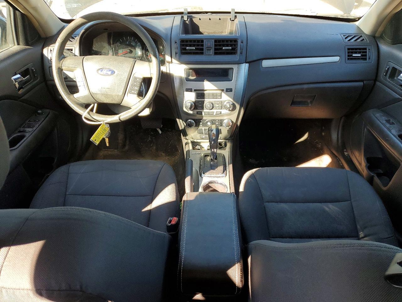 2011 FORD FUSION