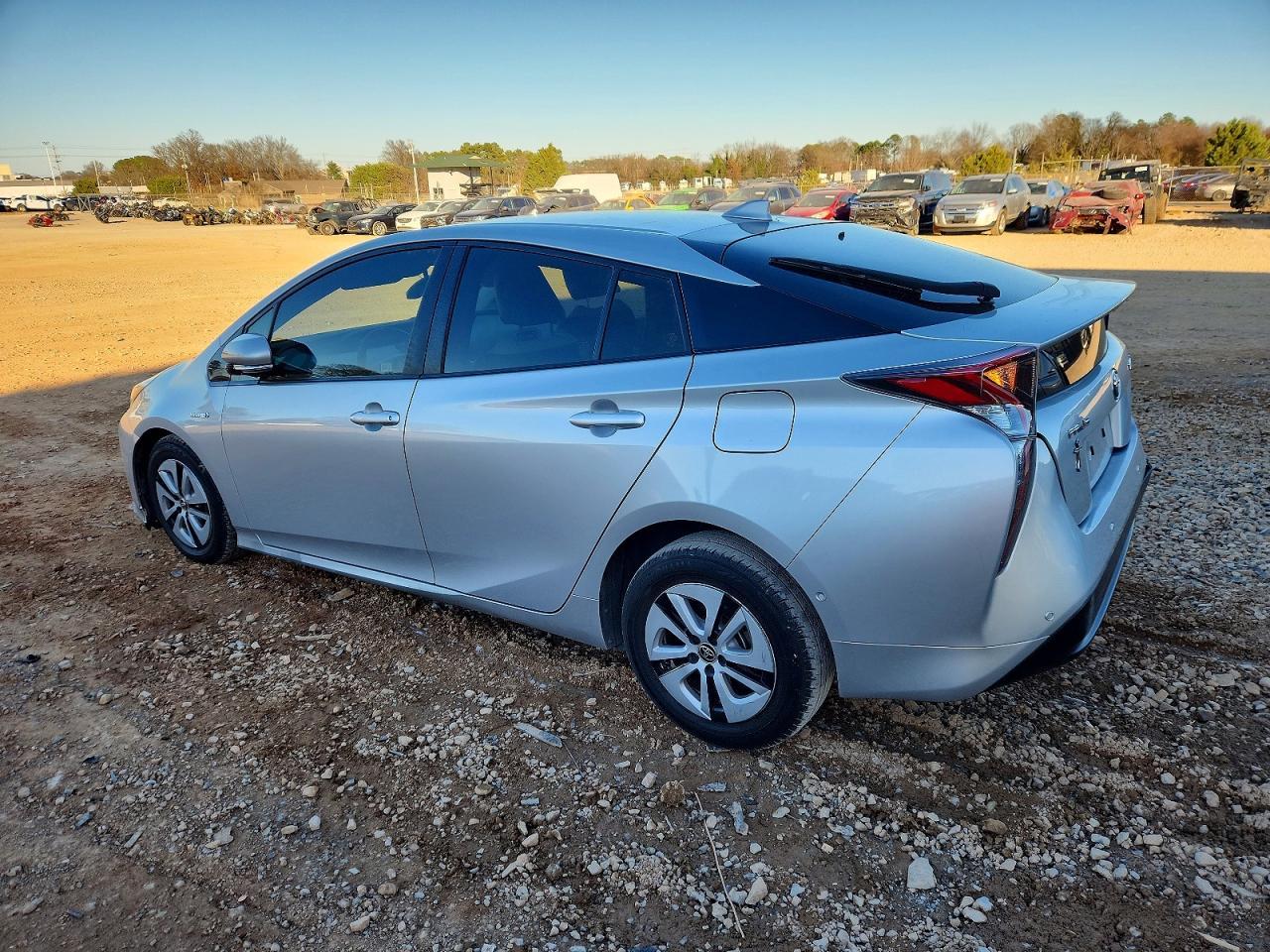 2018 TOYOTA PRIUS