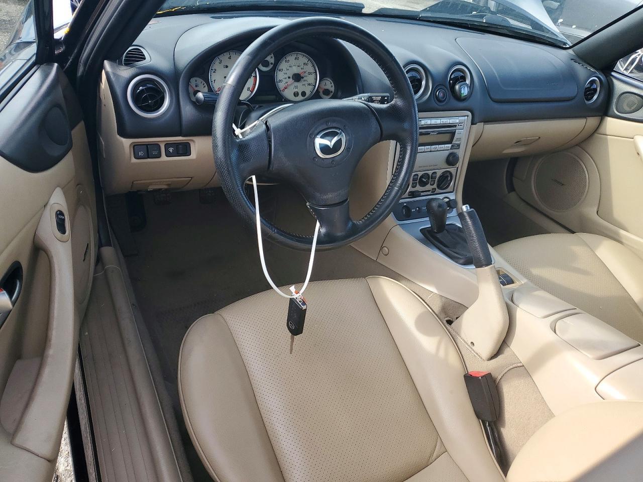 2005 MAZDA MX-5 Miata