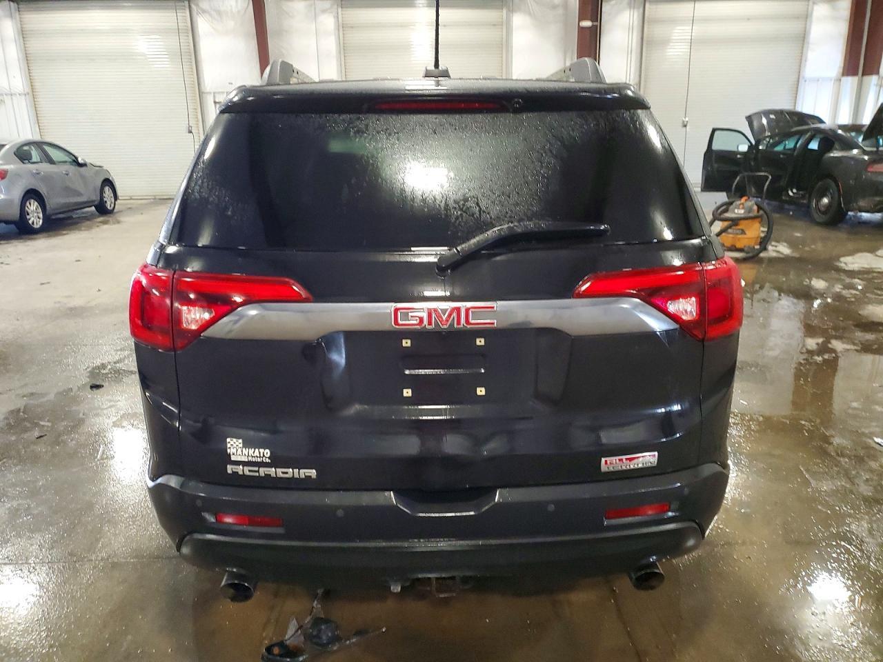 2017 GMC ACADIA