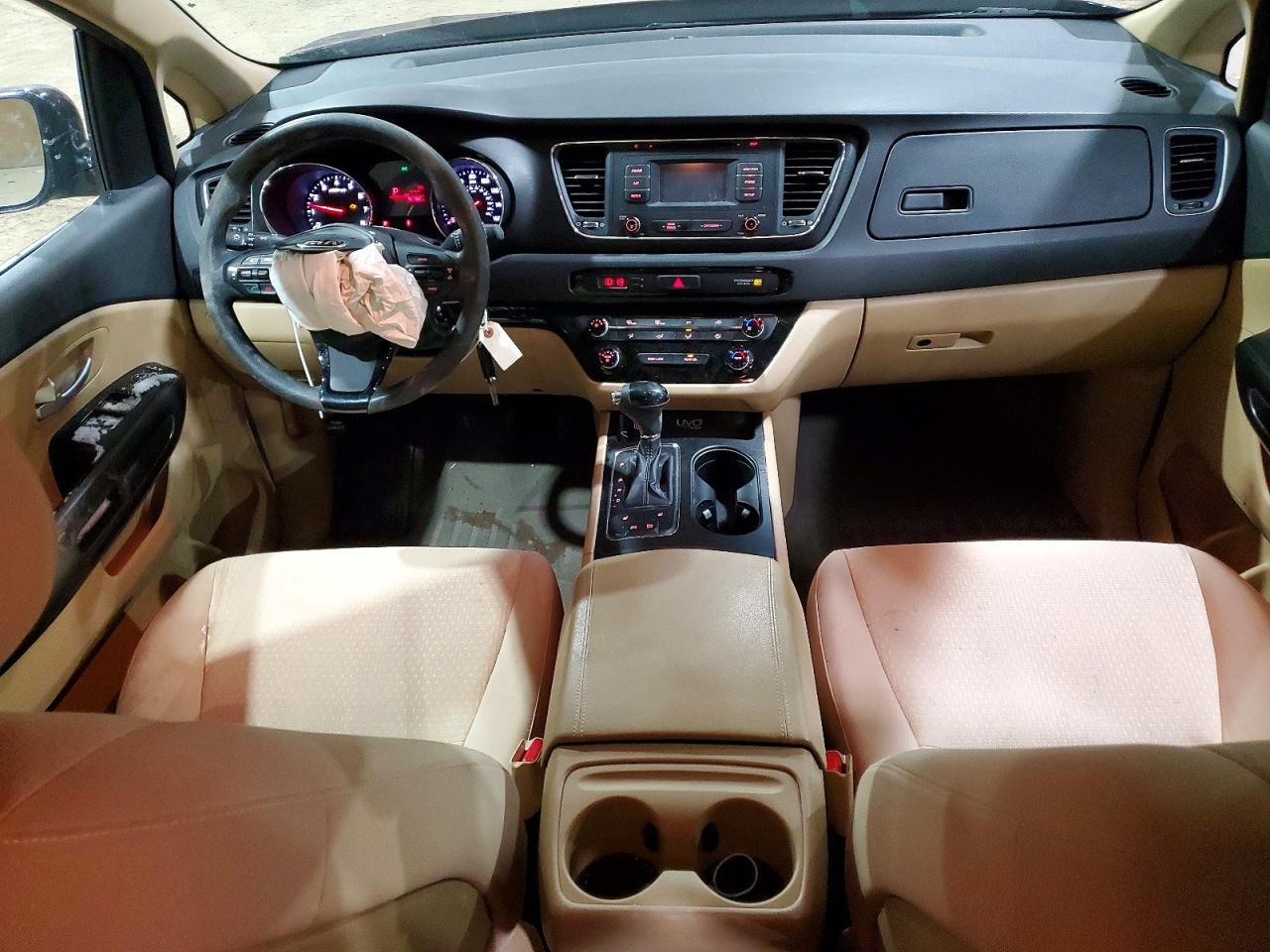 2016 KIA SEDONA