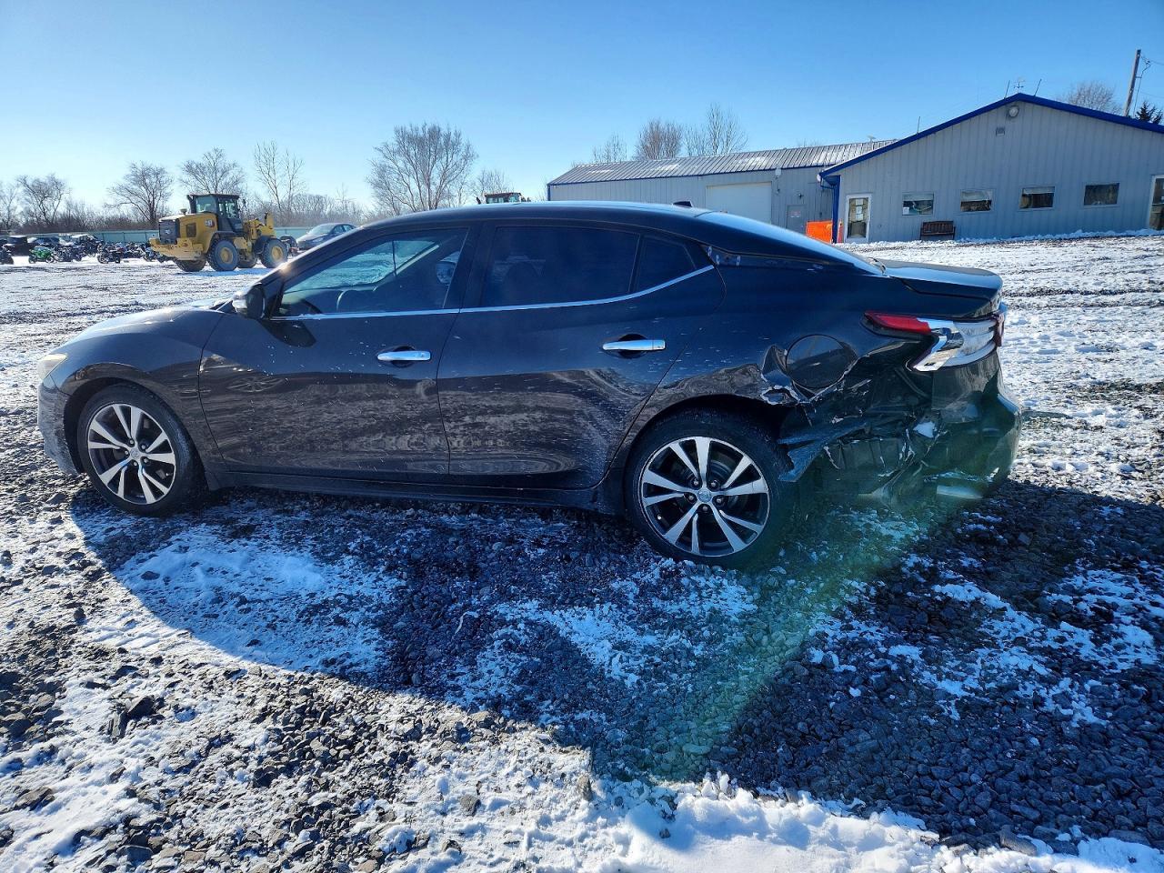 2017 NISSAN Maxima
