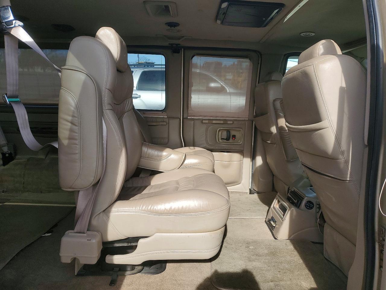2007 GMC Savana