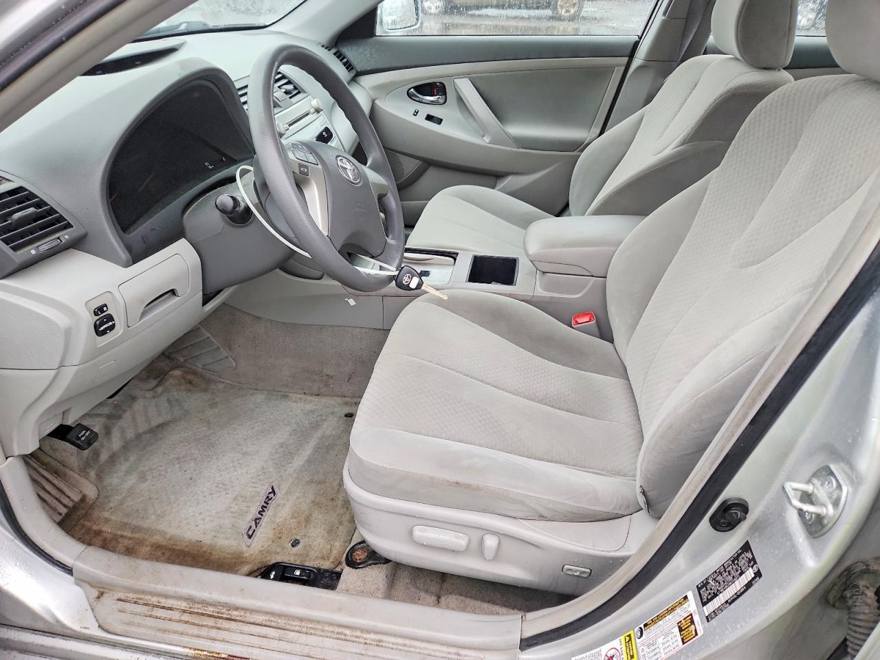 2009 TOYOTA CAMRY