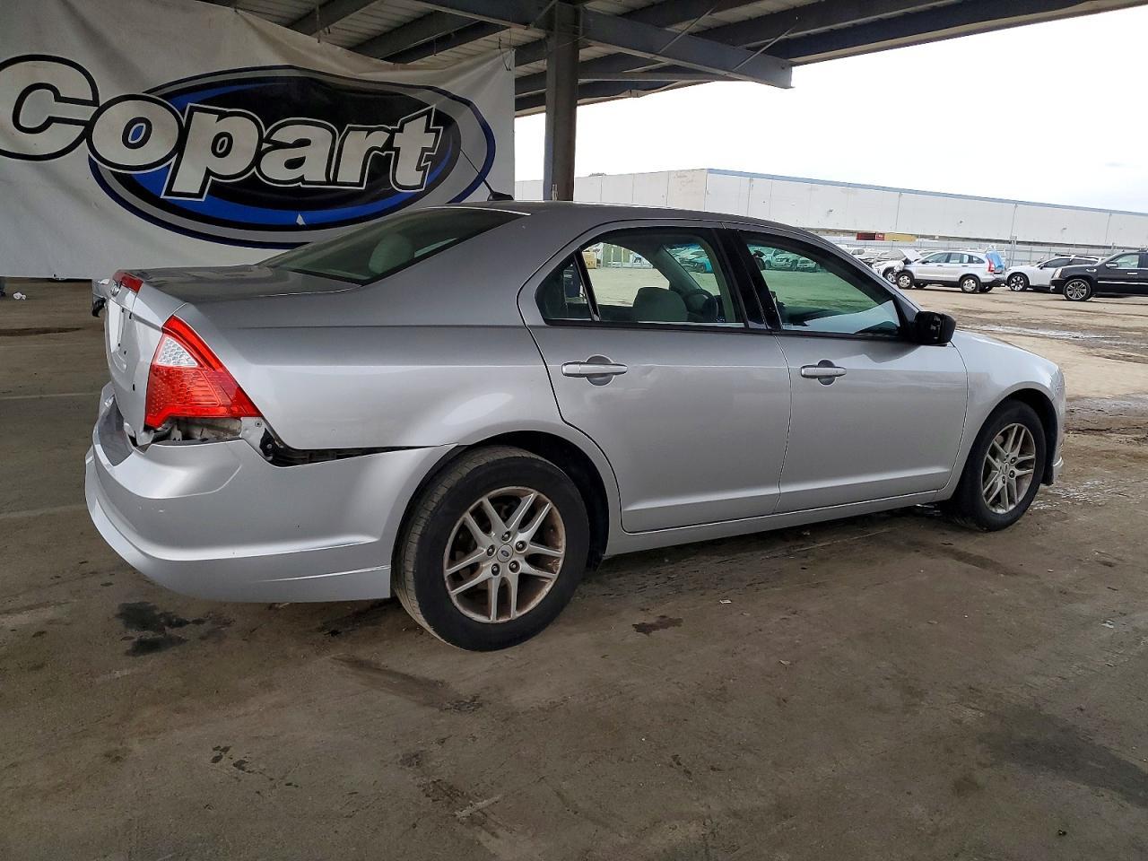 2011 FORD FUSION