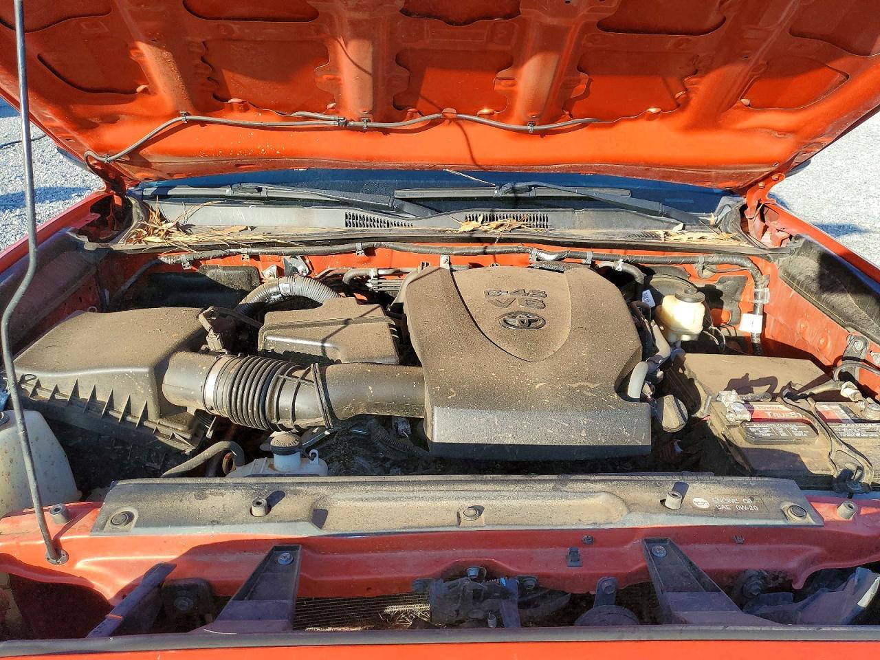 2017 TOYOTA TACOMA