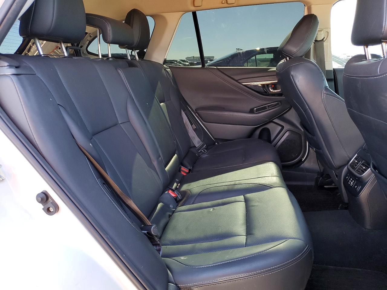 2023 SUBARU Outback