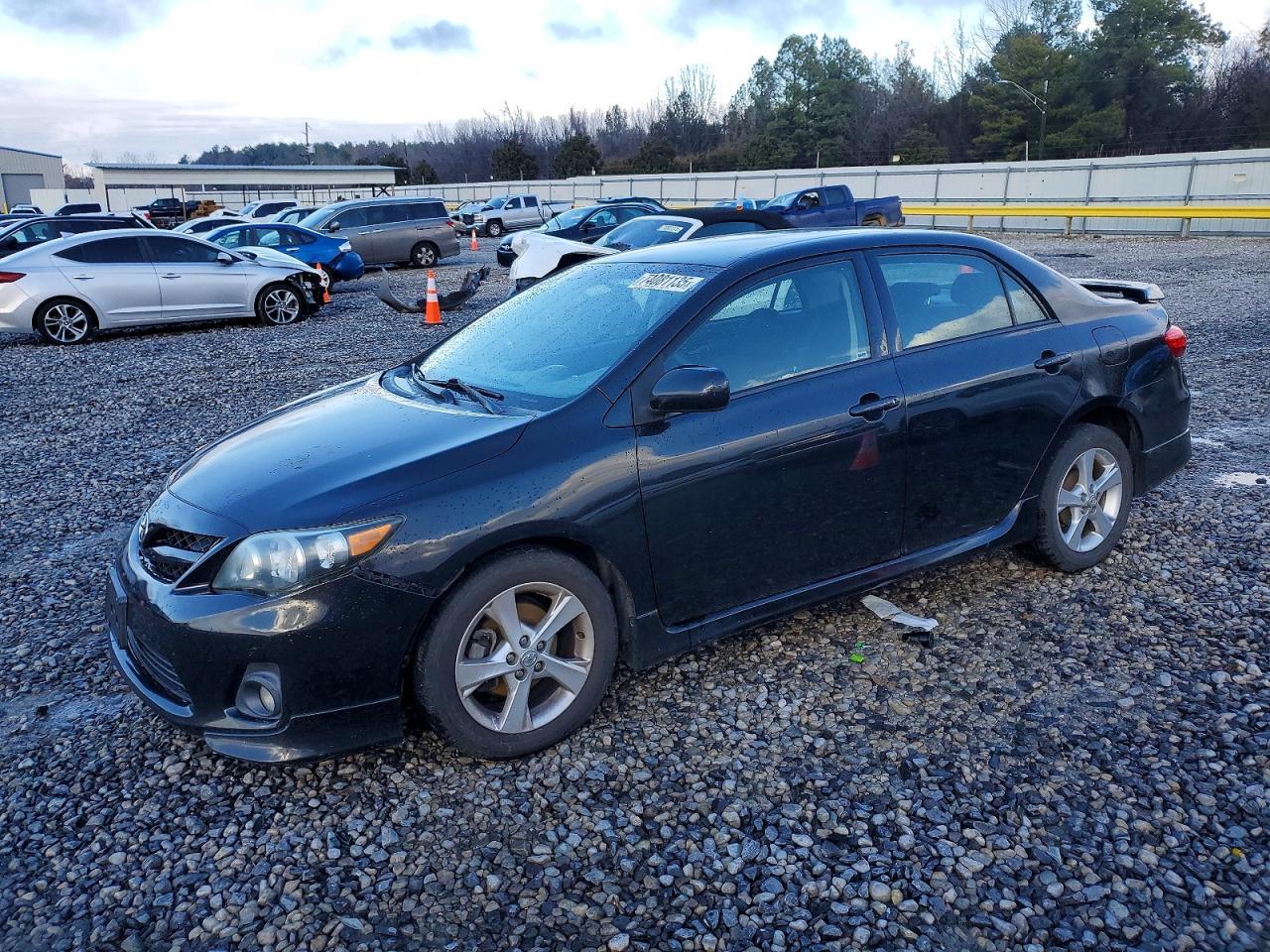 2013 TOYOTA COROLLA