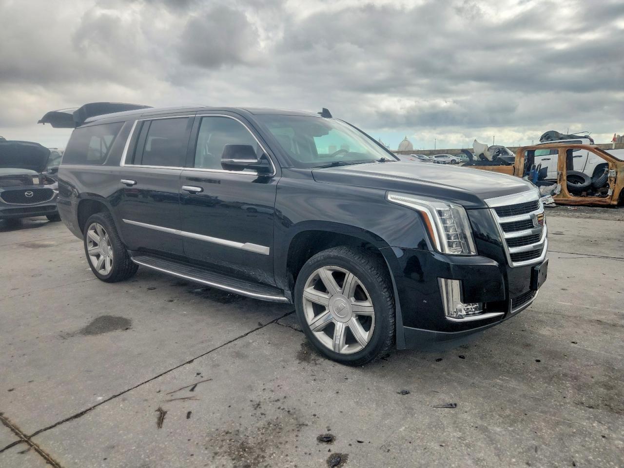 2019 CADILLAC Escalade ESV