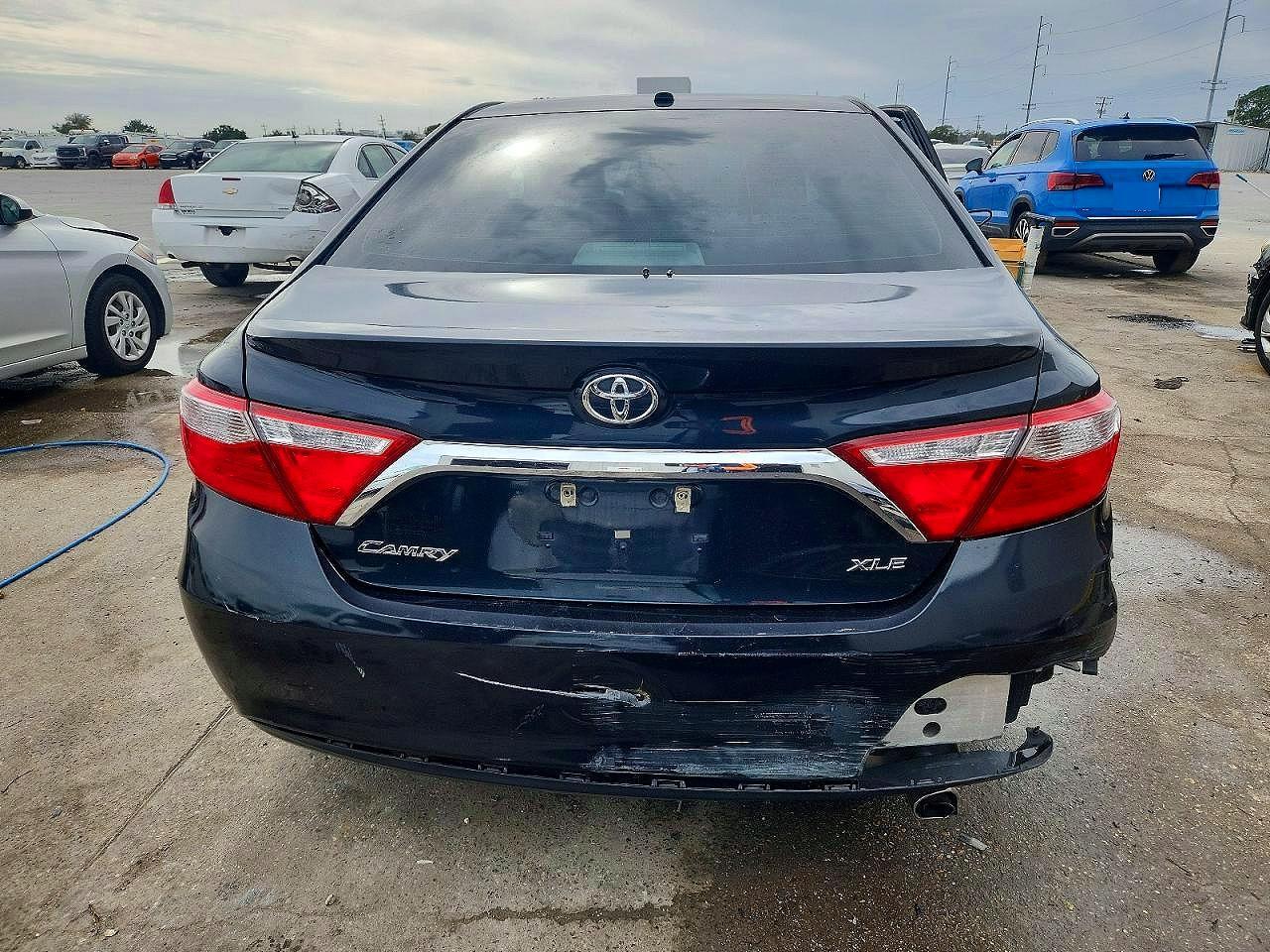 2017 TOYOTA CAMRY