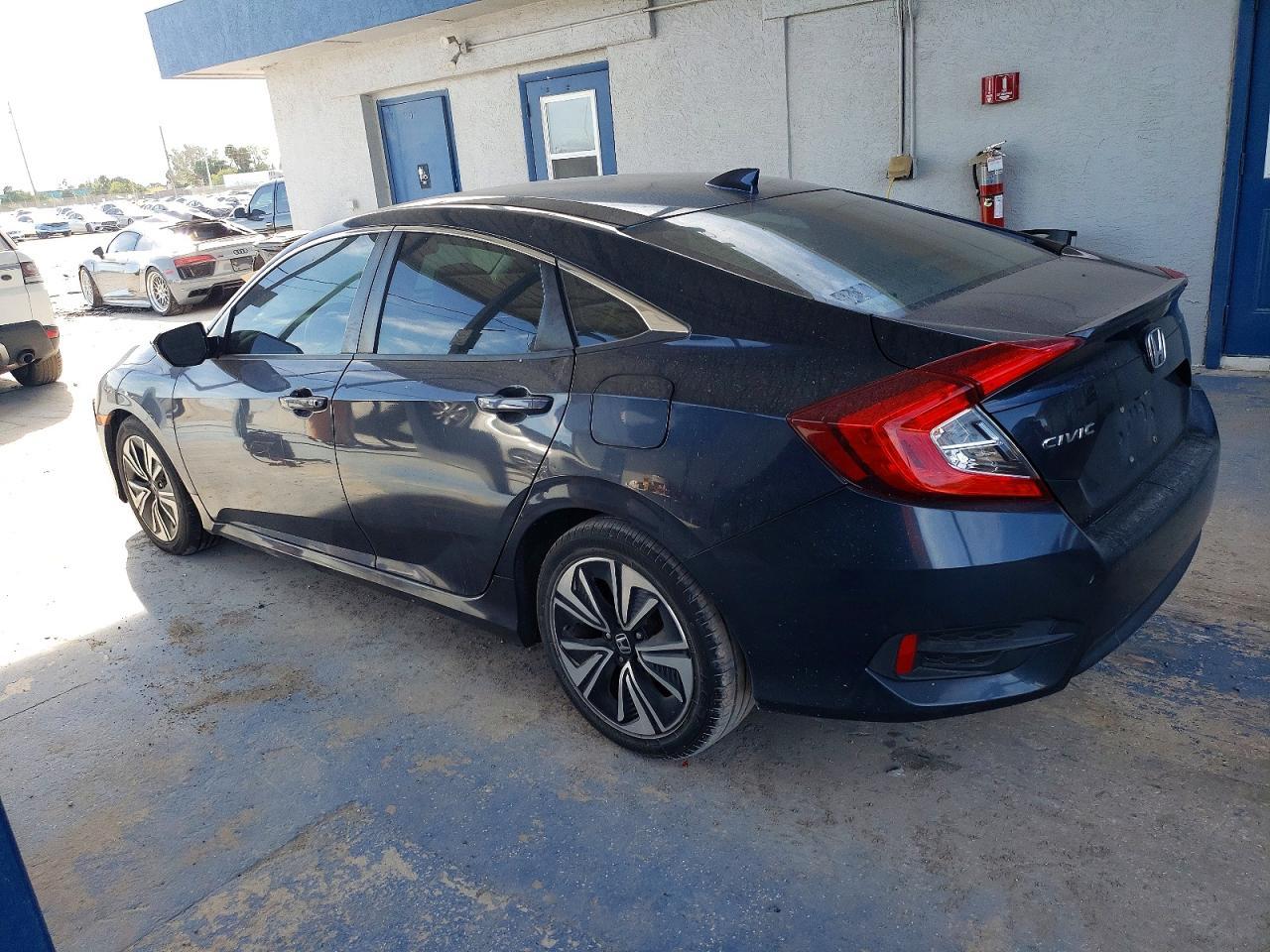 2016 HONDA CIVIC