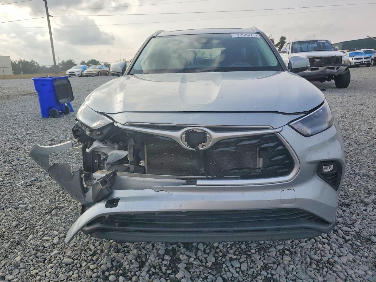 2023 TOYOTA HIGHLANDER