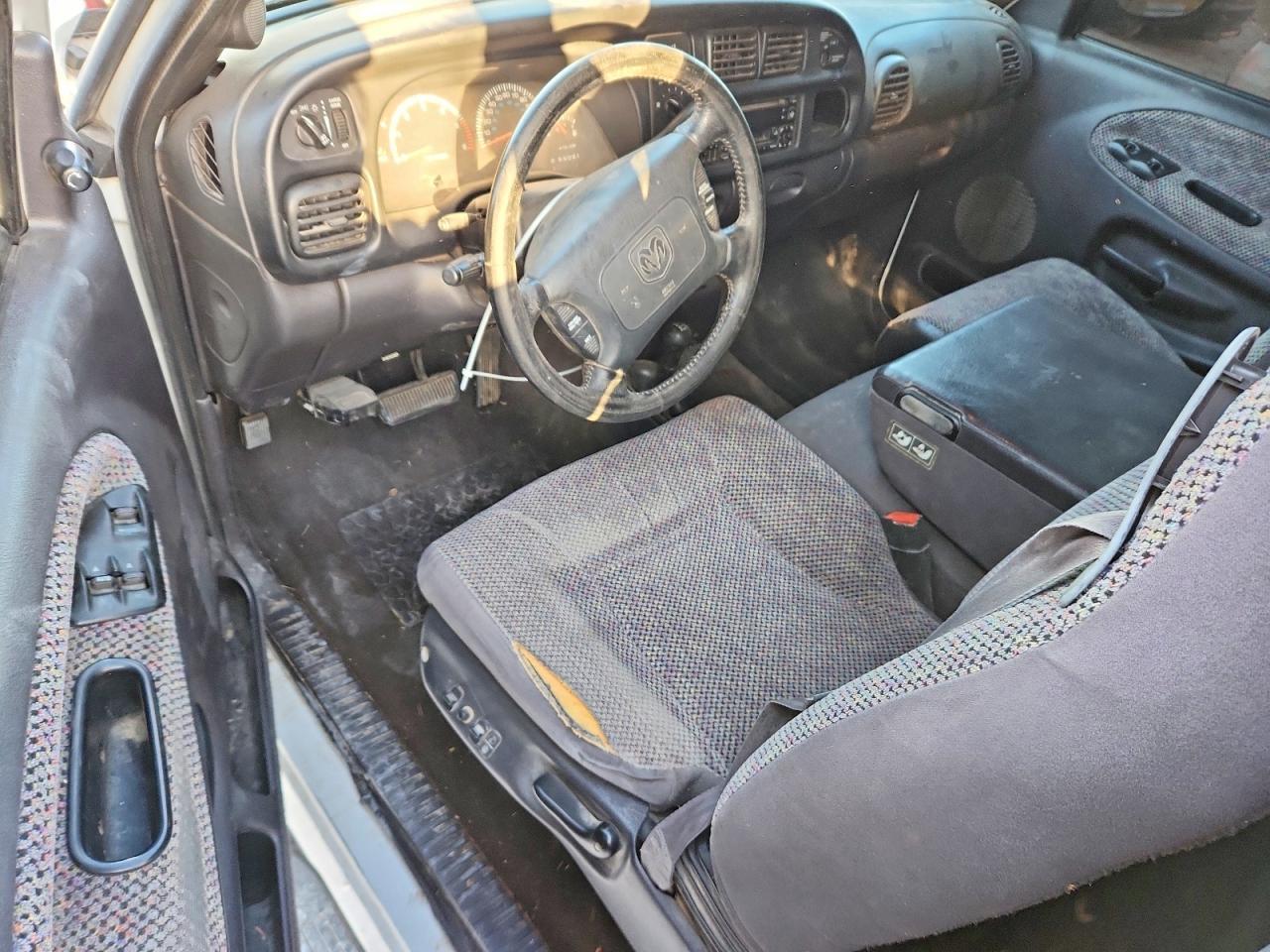 2001 DODGE RAM 1500