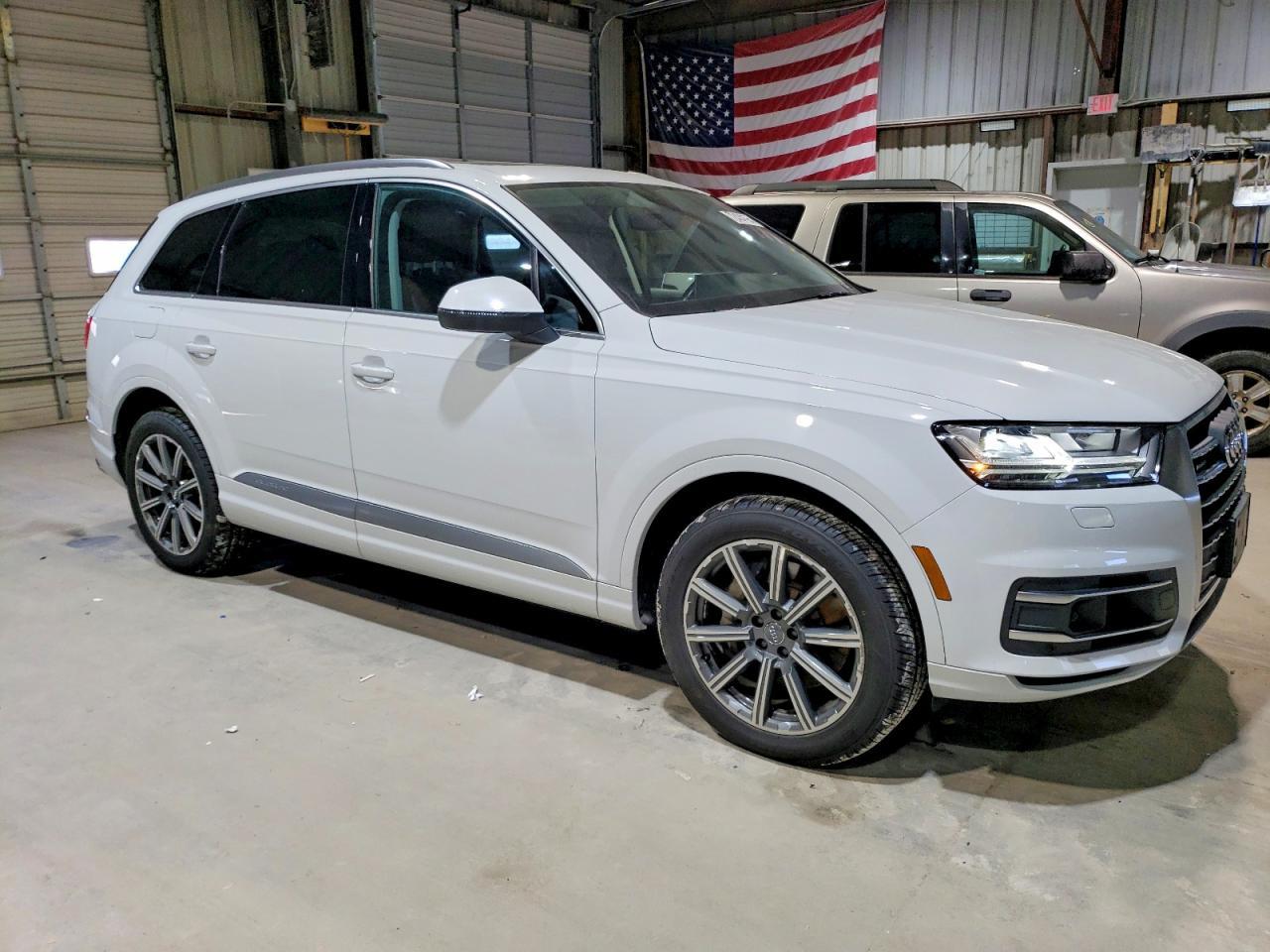2018 AUDI Q7