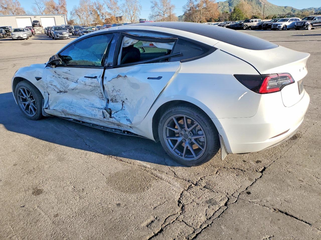 2021 TESLA MODEL 3