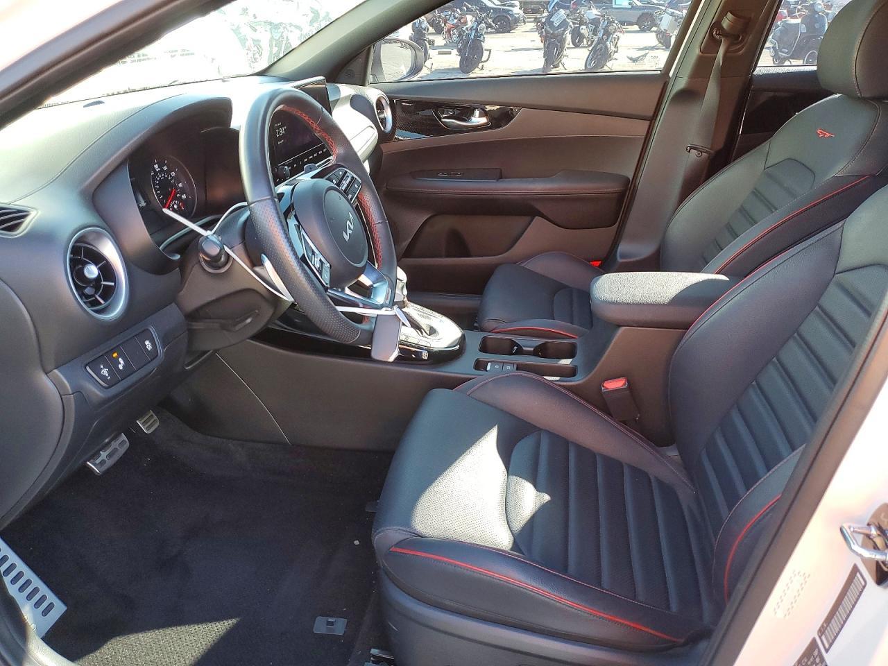 2024 KIA FORTE