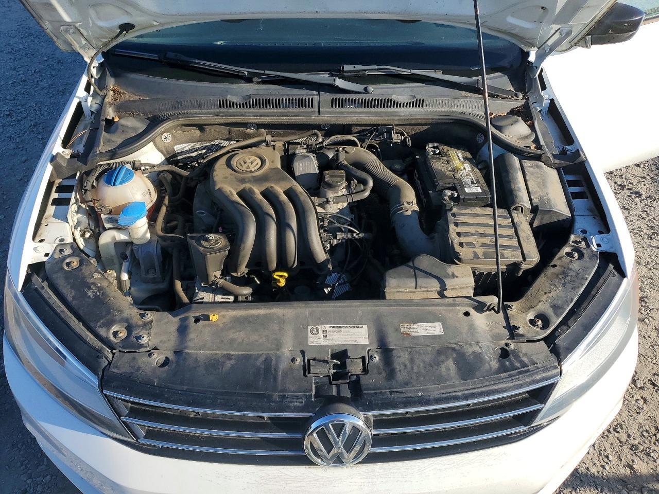 2015 VOLKSWAGEN JETTA