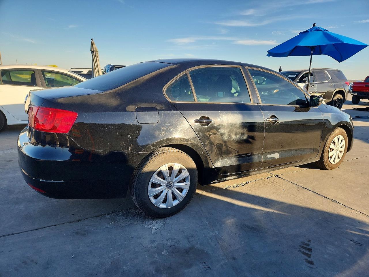 2011 VOLKSWAGEN JETTA