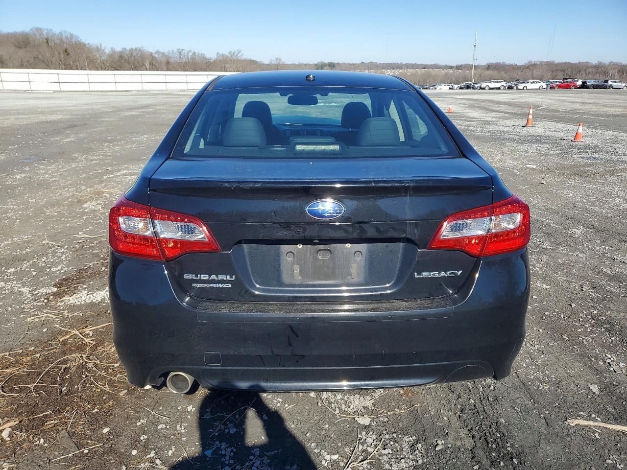 2015 SUBARU Legacy