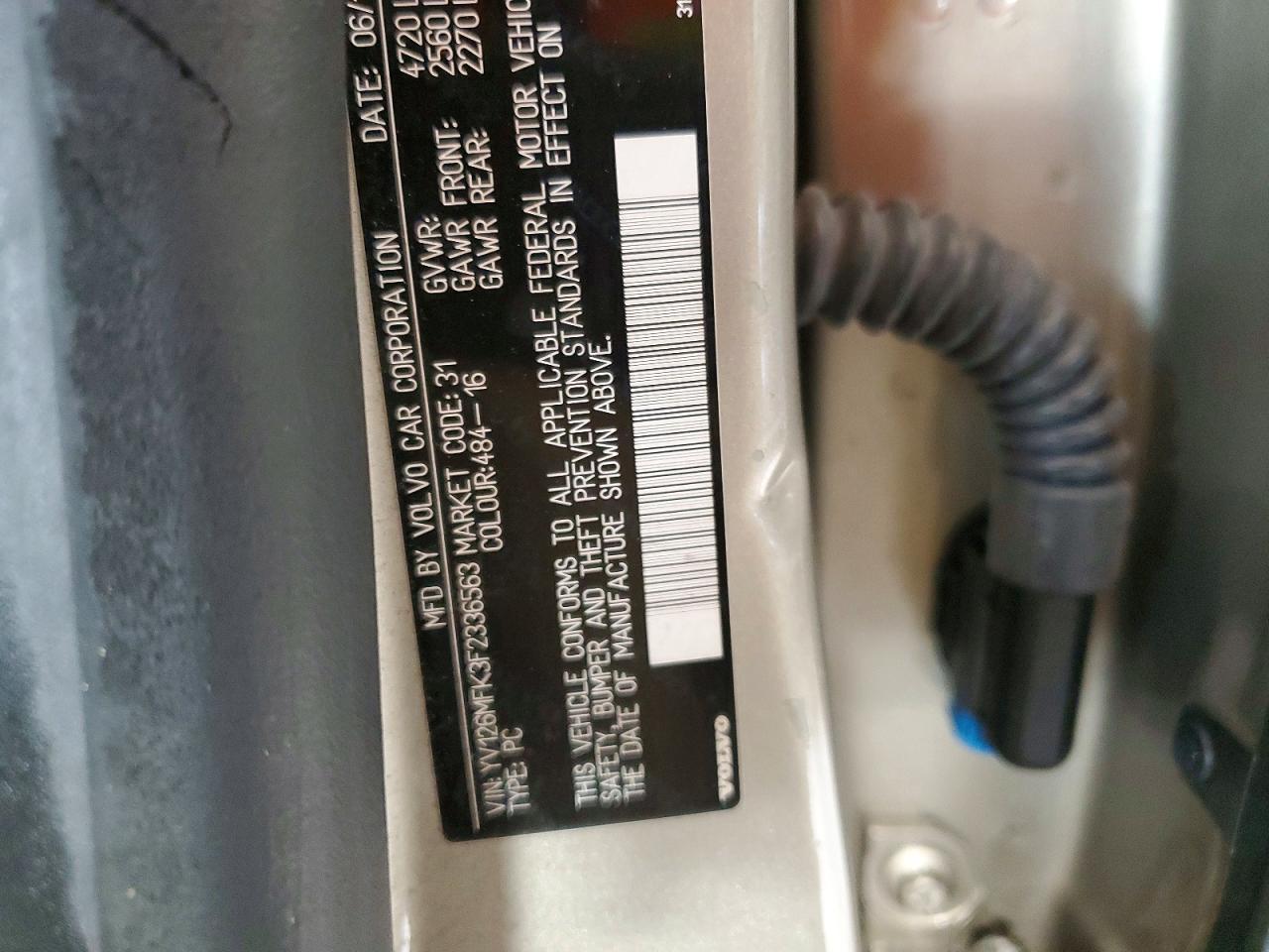 2015 VOLVO S60