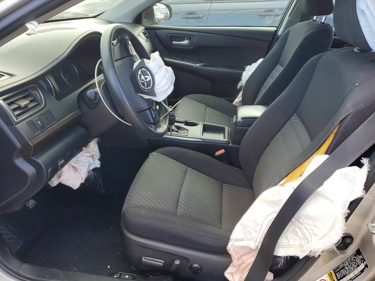 2016 TOYOTA CAMRY