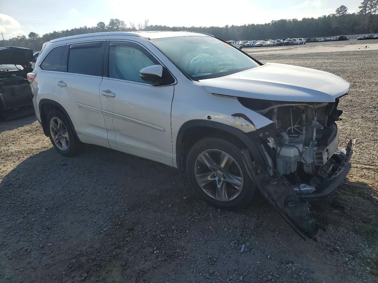 2014 TOYOTA HIGHLANDER