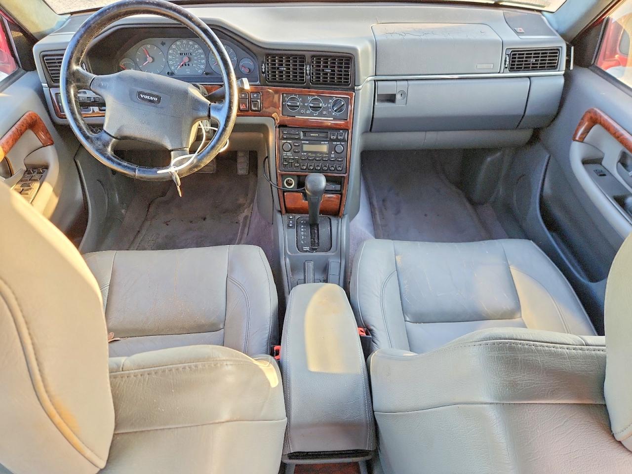1997 VOLVO 960