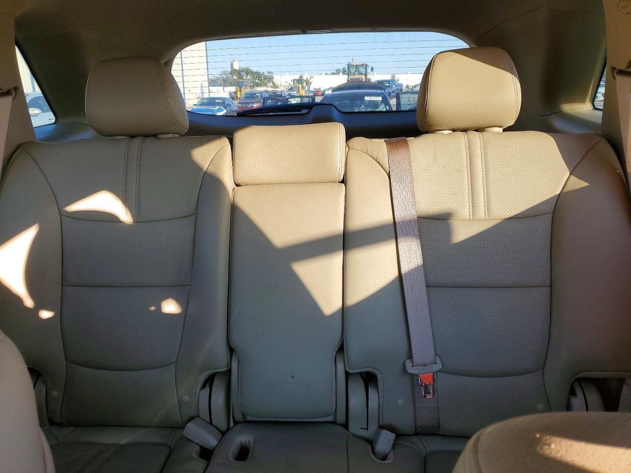 2011 KIA SORENTO