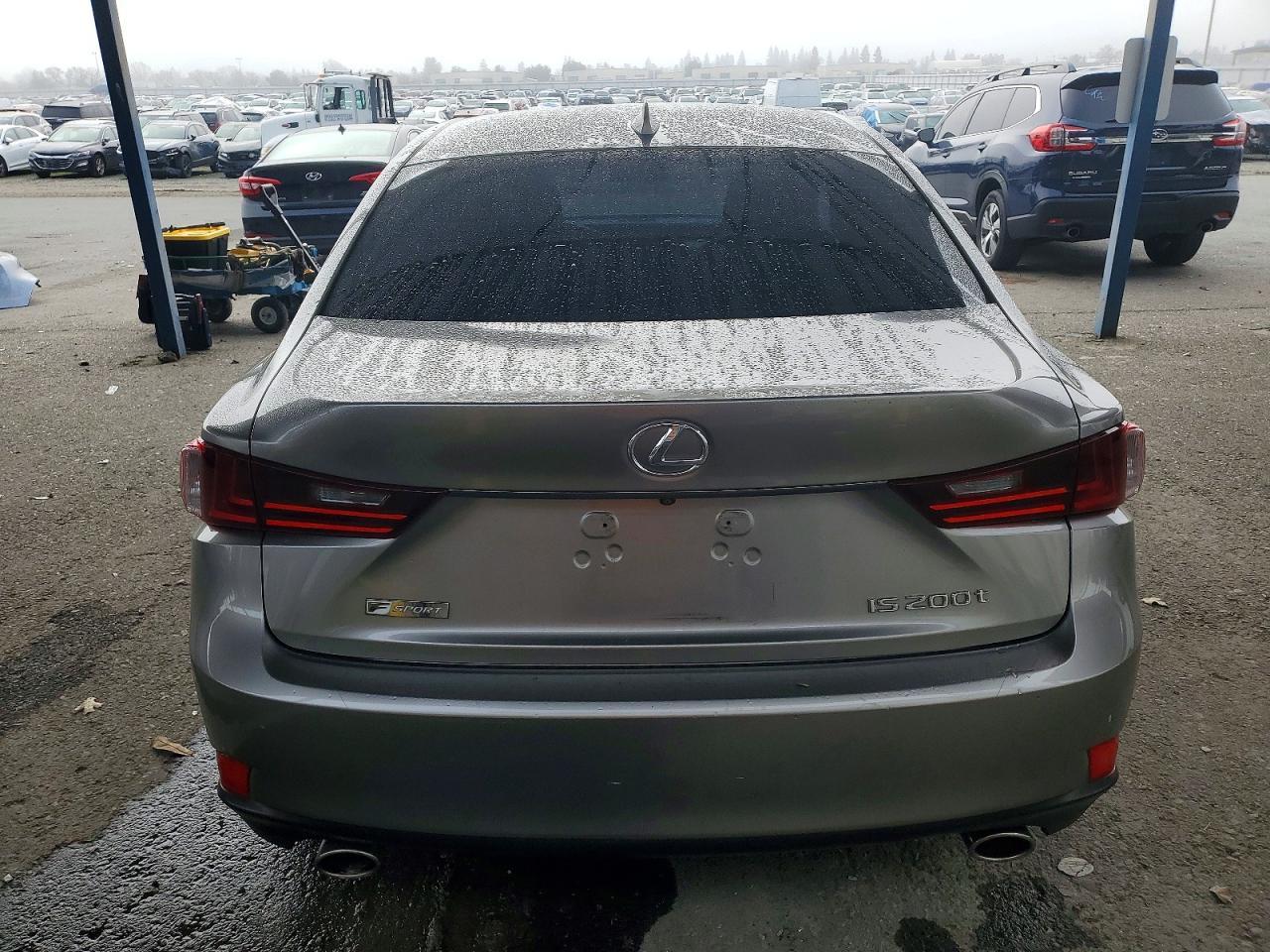2016 LEXUS IS 200t