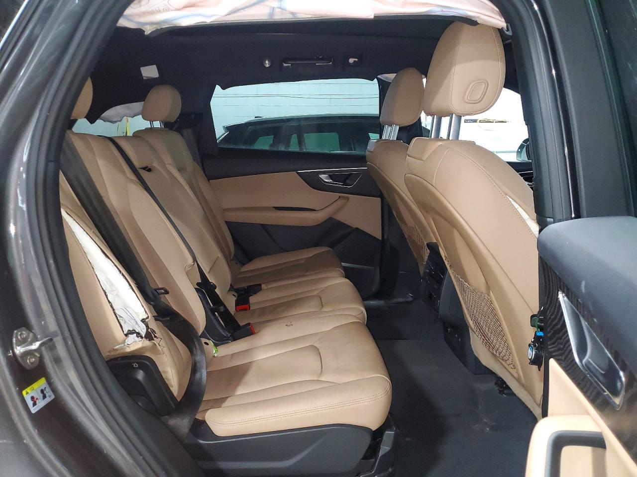 2022 AUDI Q7