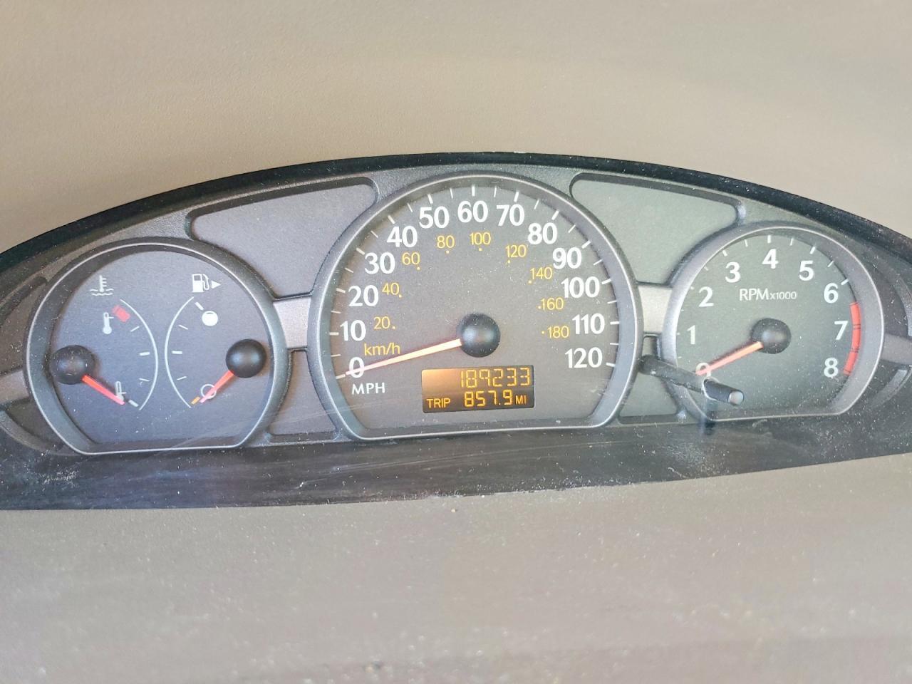 2003 SATURN Ion