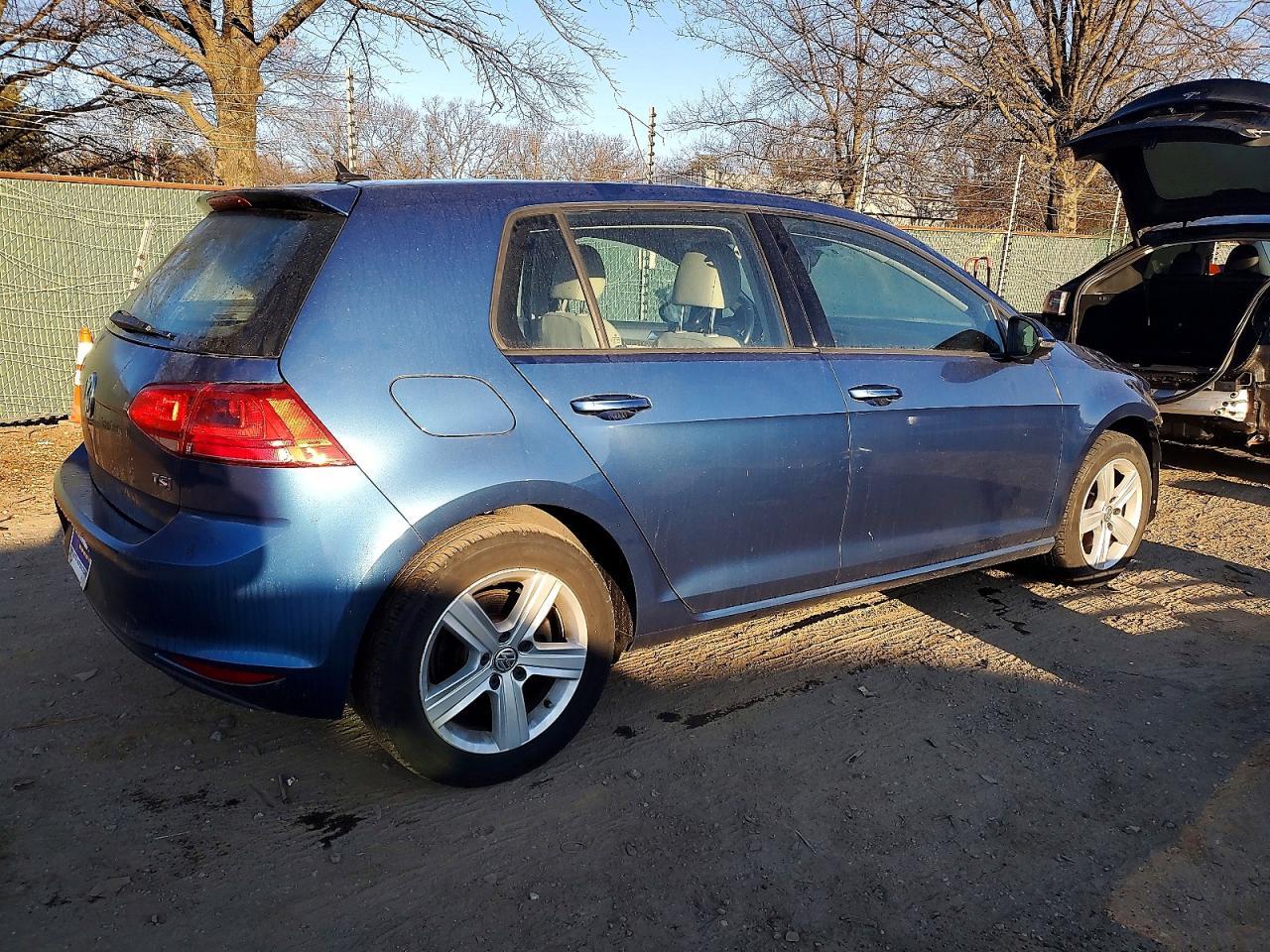 2017 VOLKSWAGEN GOLF