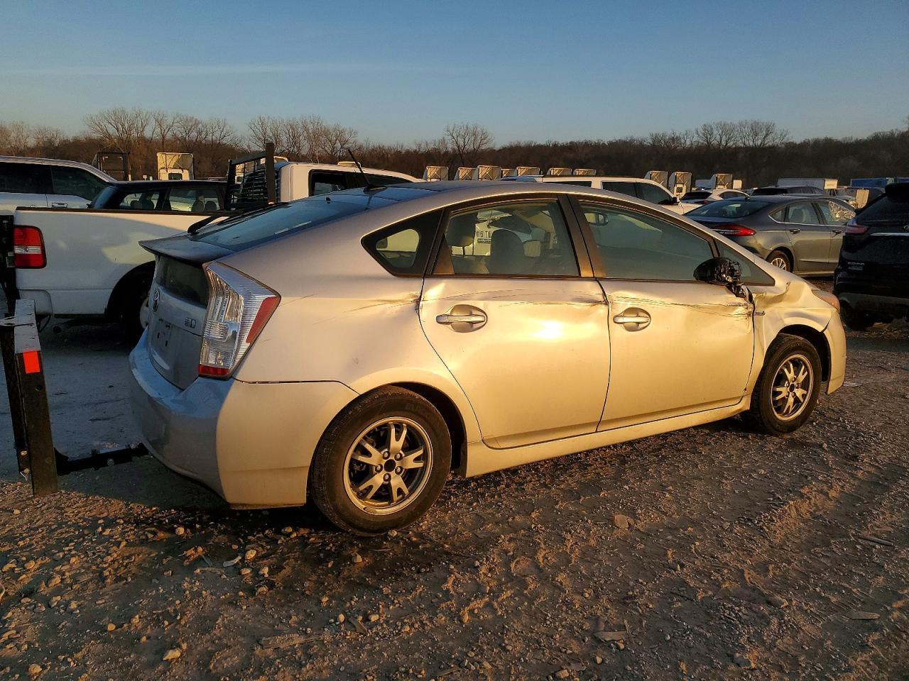 2011 TOYOTA PRIUS