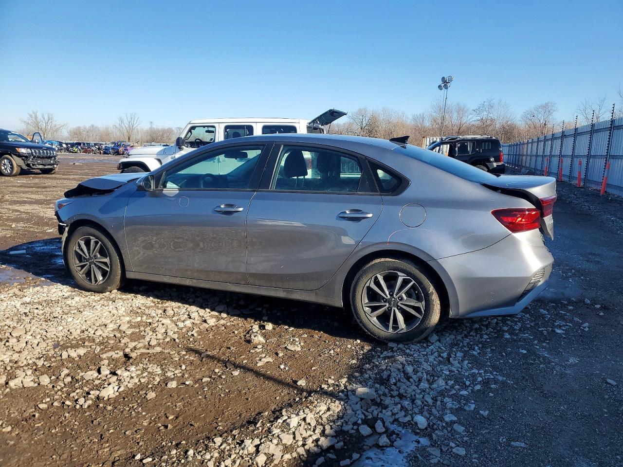 2024 KIA FORTE
