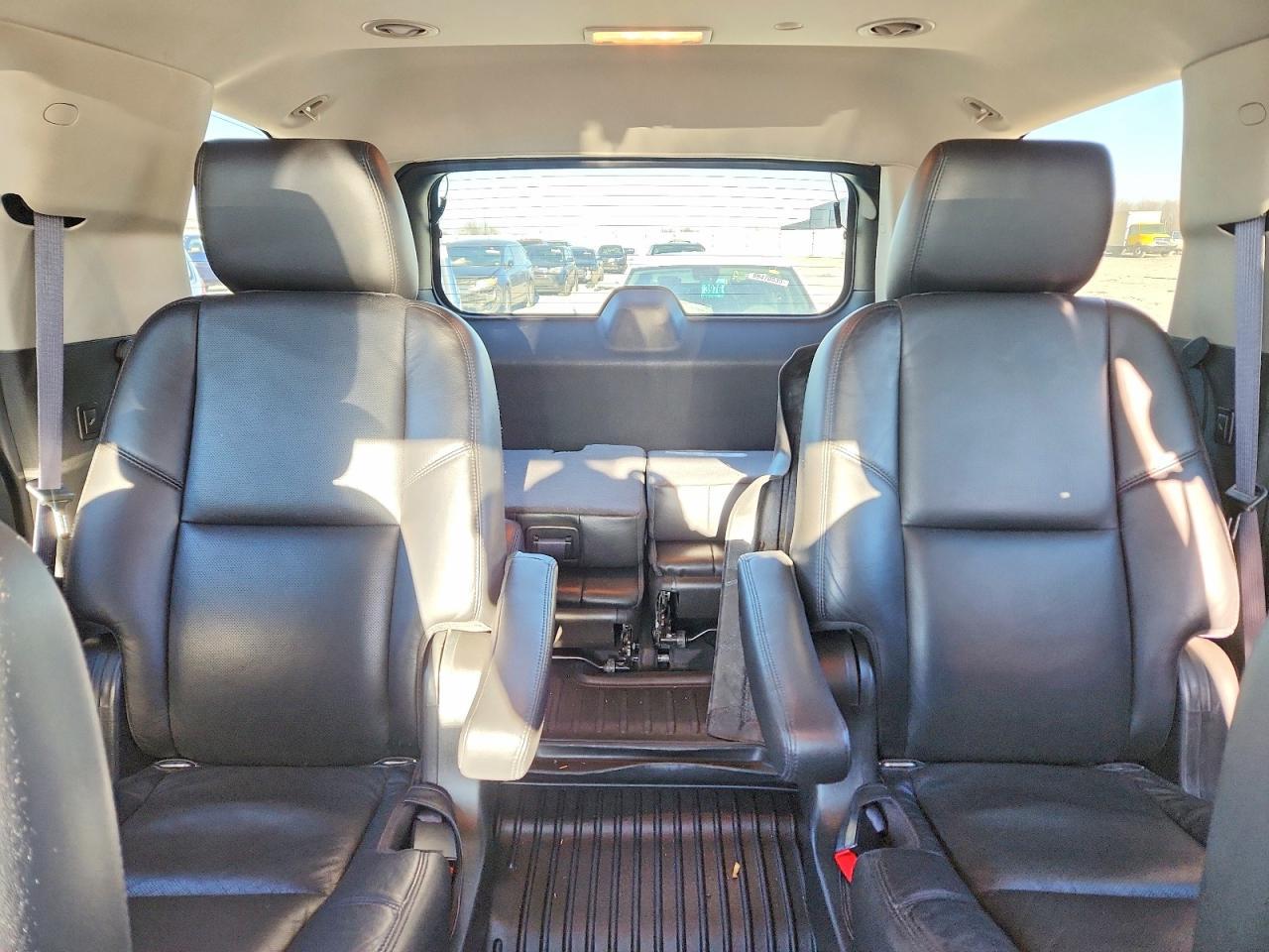 2011 CADILLAC ESCALADE