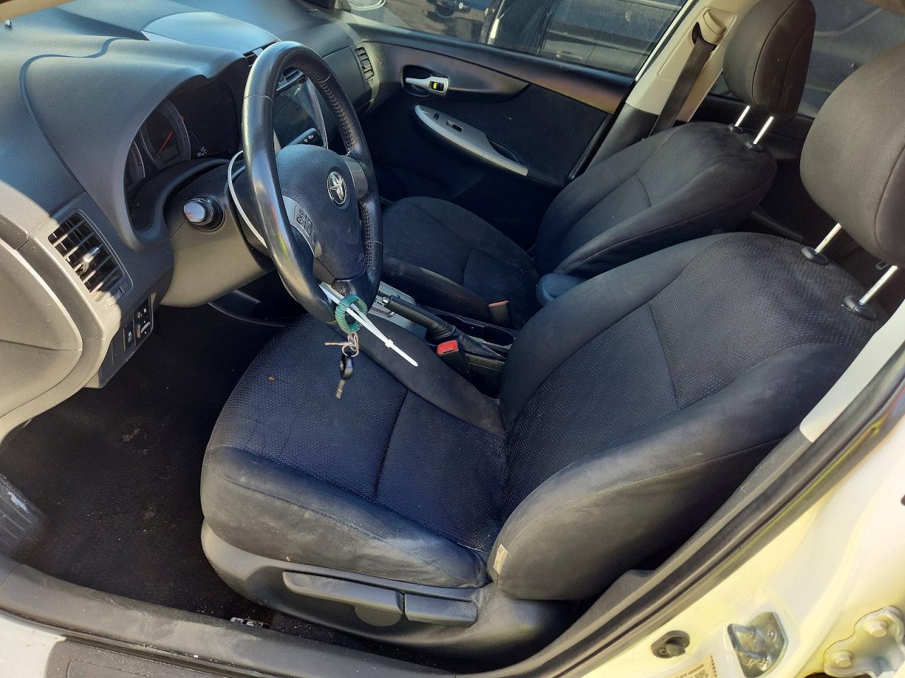 2010 TOYOTA COROLLA