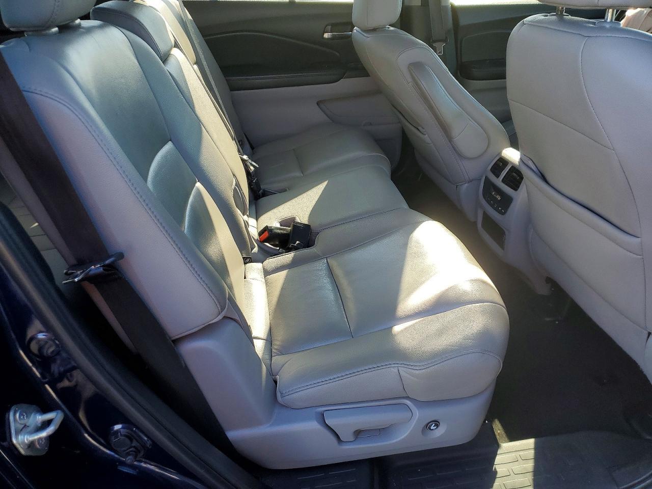 2019 HONDA PILOT